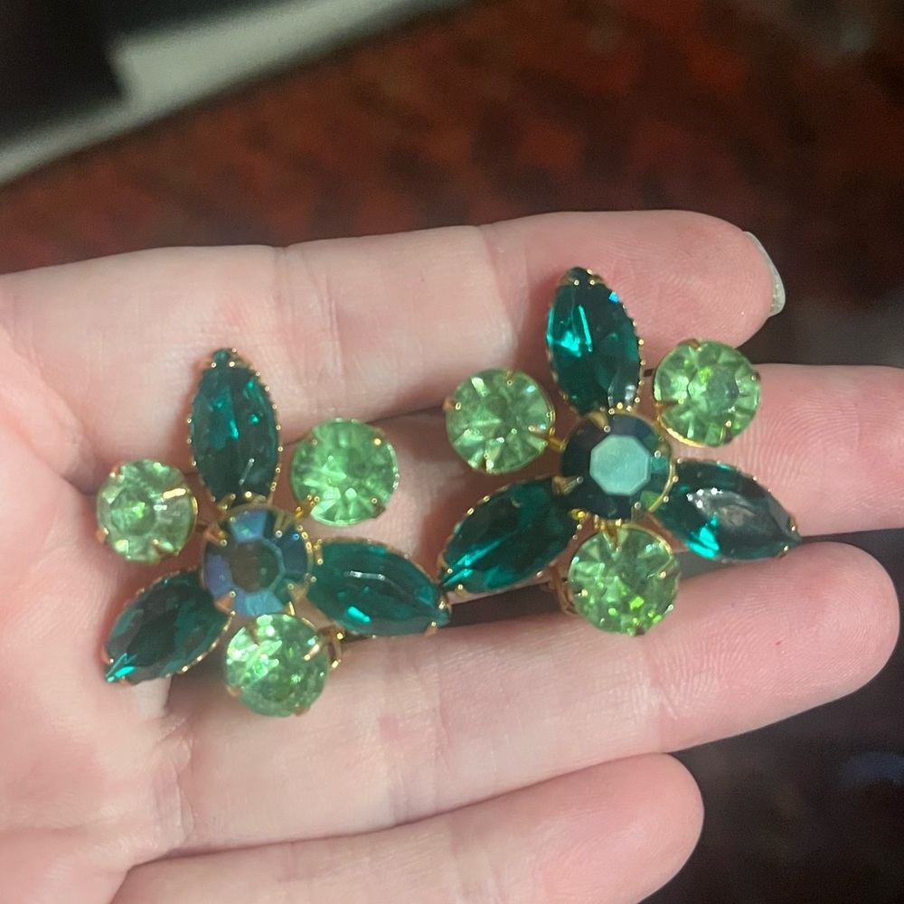Vintage Green Rhinestone Floral Clip Earrings Beau Jewels